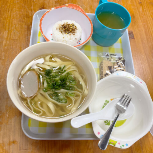 首里散歩 Vol.443 沖縄そば屋さんで体験できる「こどもは宝」